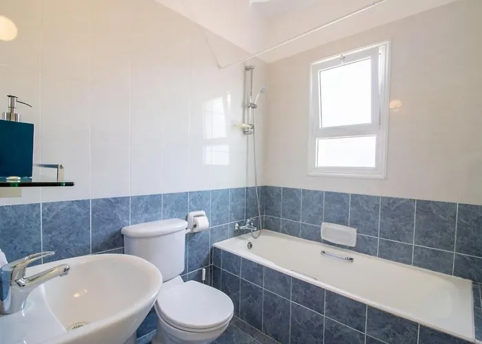 Hébergement de vacances Fortuna - Elegant 3br Retreat Near Coral Bay *