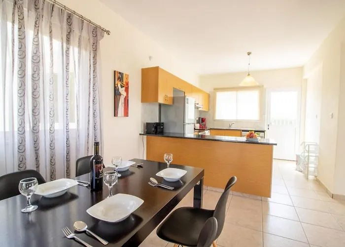 Fortuna - Elegant 3br Retreat Near Coral Bay Casa vacanze *