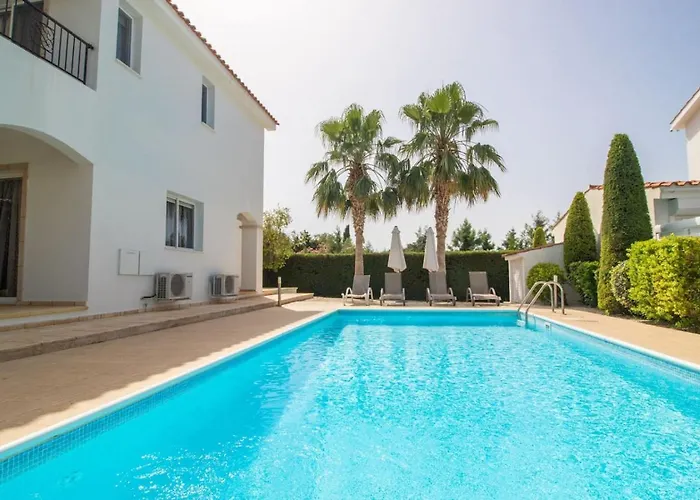 Casa vacanze Fortuna - Elegant 3br Retreat Near Coral Bay *